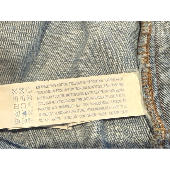 Women’s ‘Forever 21’ Jean jacket - Picture 4 of 4